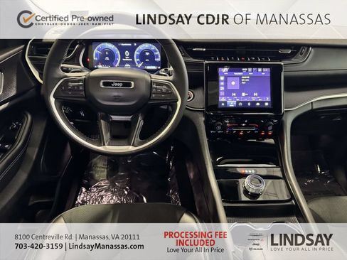 Certified 2025 Jeep Grand Cherokee Altitude AWD/4WD image 23