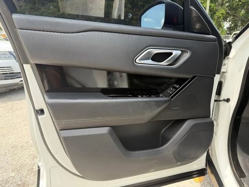 Used 2020 Land Rover Range Rover Velar S AWD/4WD image 15