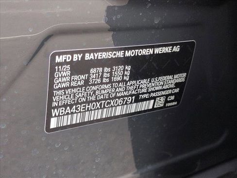 New 2026 BMW 750e xDrive AWD/4WD image 18