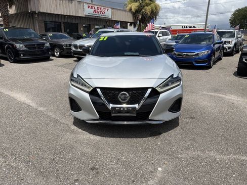 Used 2021 Nissan Maxima 3.5 SV w/ Floor Mat Group FWD image 3