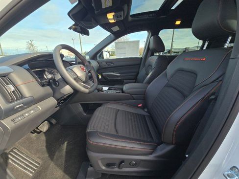 New 2026 Nissan Pathfinder Rock Creek w/ Rock Creek Premium Package image 24