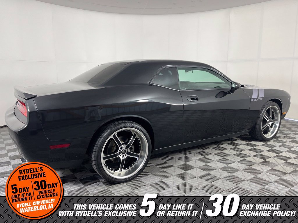 Used 2009 Dodge Challenger R/T RWD image 4