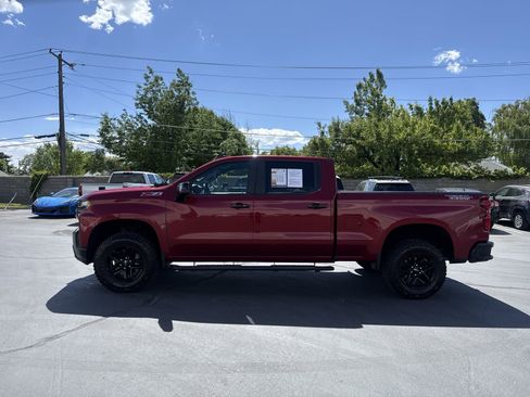 Used 2020 Chevrolet Silverado 1500 LT Trail Boss AWD/4WD image 2