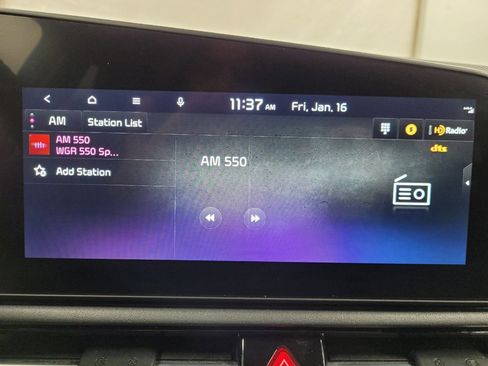 Used 2023 Kia Niro EX image 25