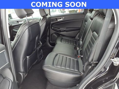 Used 2024 Ford Edge SEL w/ Convenience Package image 11