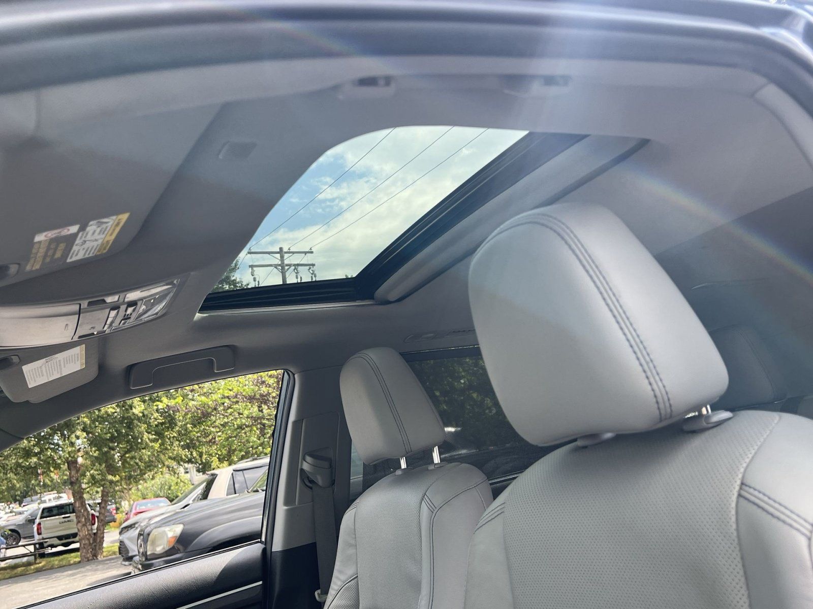 Used 2019 Toyota Highlander Limited AWD/4WD image 23