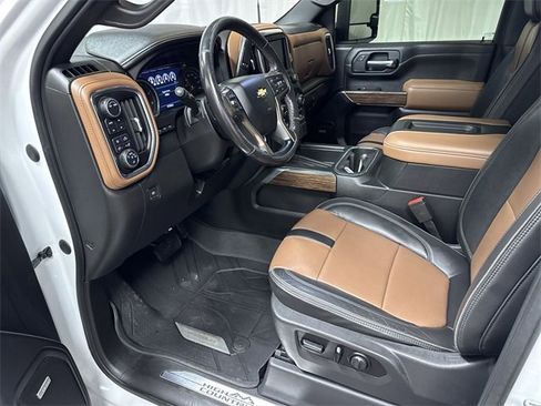 Used 2021 Chevrolet Silverado 3500 High Country w/ Z71 Off-Road Package image 11