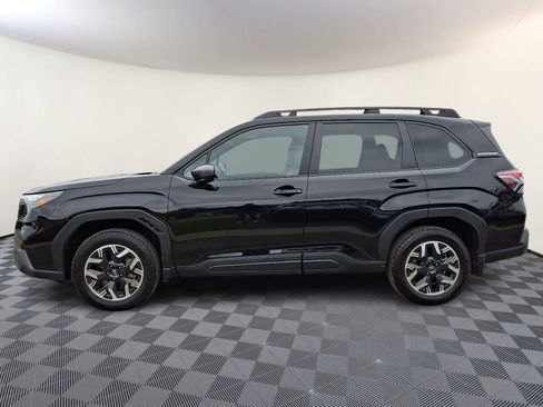Used 2026 Subaru Forester Premium AWD/4WD image 8