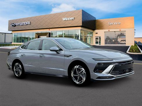 New 2026 Hyundai Sonata SEL FWD image 10