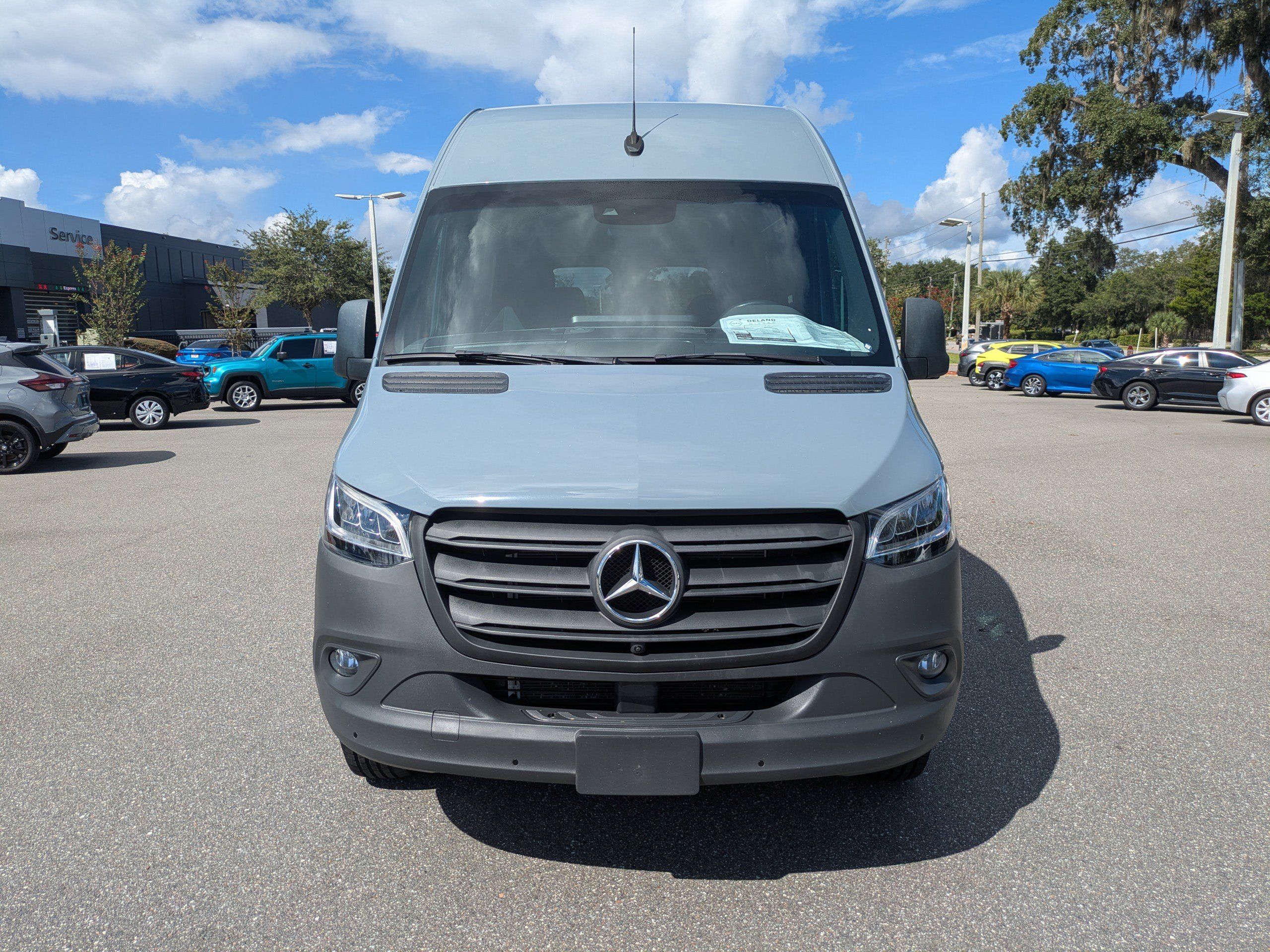 Used 2024 Mercedes-Benz Sprinter 2500 image 9