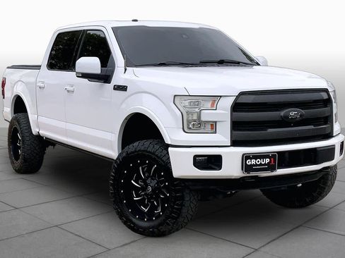 Used 2017 Ford F150 Lariat w/ Equipment Group 502A Luxury AWD/4WD image 3