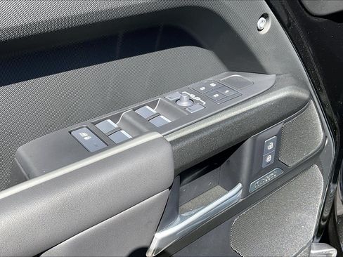 New 2026 Land Rover Defender 110 X AWD/4WD image 25