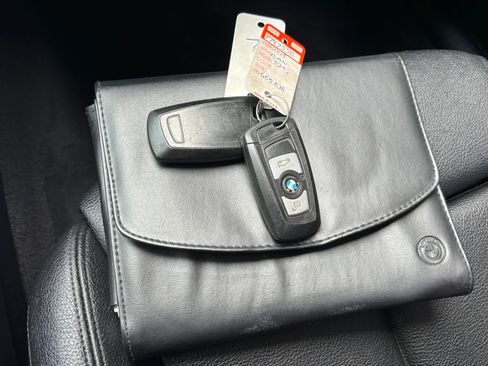 Used 2015 BMW 320i xDrive Sedan AWD/4WD image 38