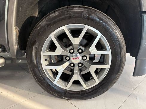 Used 2017 GMC Sierra 1500 SLT AWD/4WD image 42