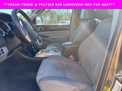 Used 2015 Toyota Tacoma 4x4 Double Cab image 10