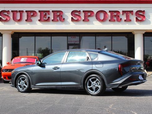 Used 2025 Kia K4 FWD image 5