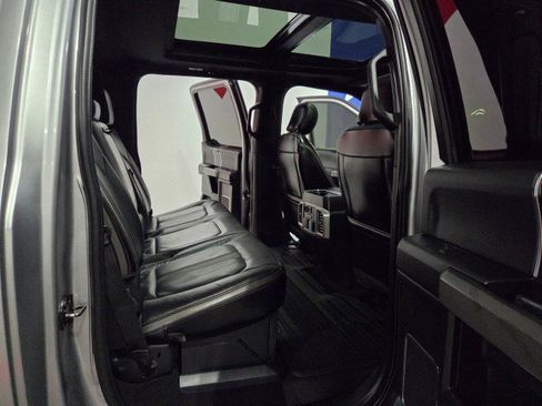 Used 2020 Ford F350 Platinum w/ FX4 Off-Road Package image 9