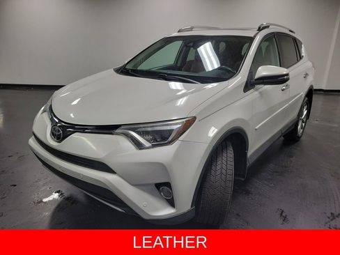 Used 2017 Toyota RAV4 Limited image 4