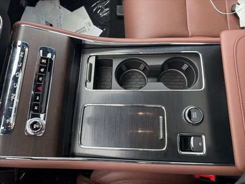 New 2026 Lincoln Aviator Reserve image 32