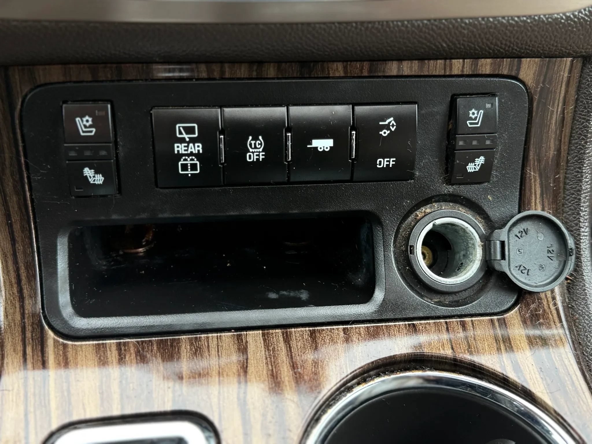 Used 2014 GMC Acadia Denali FWD image 32