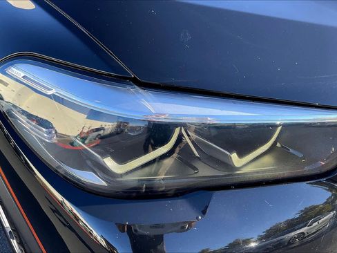 Used 2020 BMW X5 xDrive40i w/ Premium Package image 31
