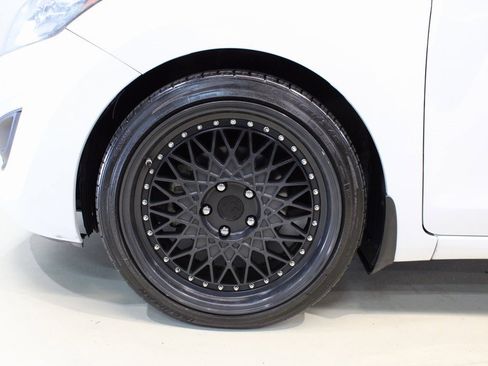 Used 2016 Hyundai Elantra GT image 9