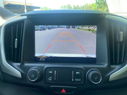 Used 2021 GMC Terrain SLE w/ Driver Convenience Package FWD image 18
