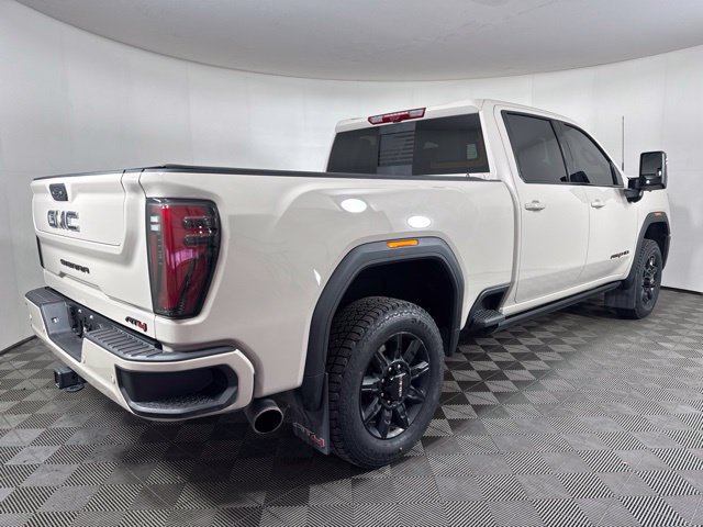 Used 2026 GMC Sierra 2500 AT4 w/ AT4 Premium Plus Package AWD/4WD image 3