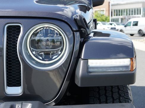 Used 2022 Jeep Wrangler Unlimited Sahara w/ LED Lighting Group image 10