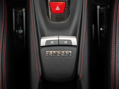 Used 2018 Ferrari 488 GTB RWD image 25