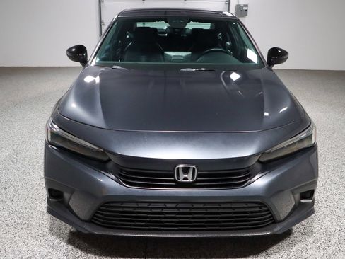 Used 2023 Honda Civic Sport image 4