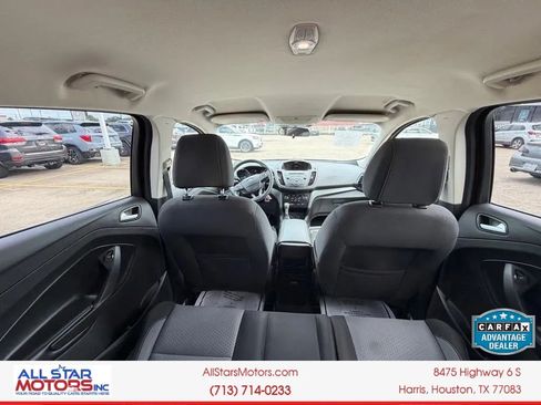 Used 2017 Ford Escape SE FWD image 16