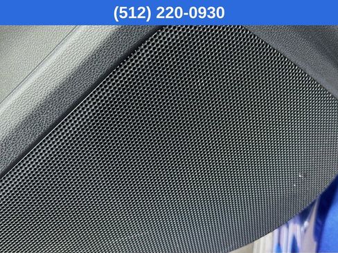 Used 2025 Subaru Crosstrek 2.0i Premium image 22