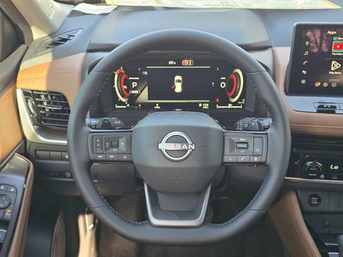 New 2026 Nissan Rogue Platinum AWD/4WD image 14