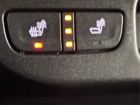 Used 2017 GMC Canyon SLT w/ Driver Alert Package image 43