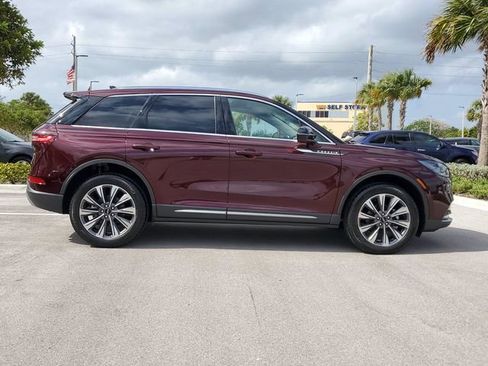 Certified 2021 Lincoln Corsair Reserve w/ Elements Package image 8