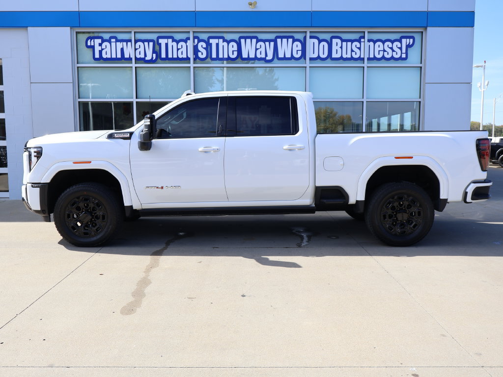 Used 2024 GMC Sierra 2500 AT4 w/ AT4 Premium Plus Package AWD/4WD image 7