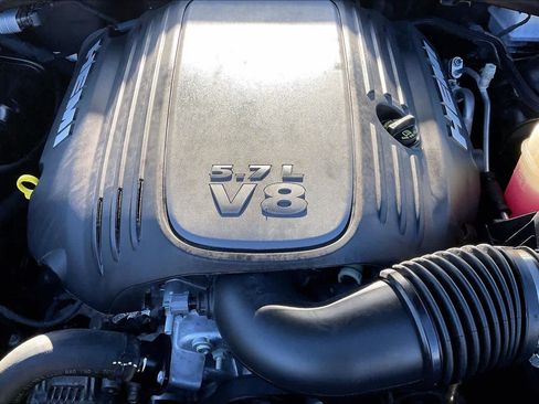 Used 2023 Dodge Challenger R/T w/ Plus Package image 31