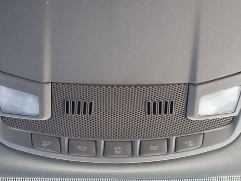 Used 2019 Tesla Model S Long Range image 35