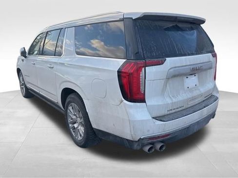 Used 2023 GMC Yukon XL Denali w/ Denali Reserve Package image 20