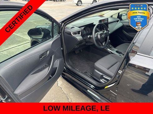Certified 2025 Toyota Corolla LE FWD image 9
