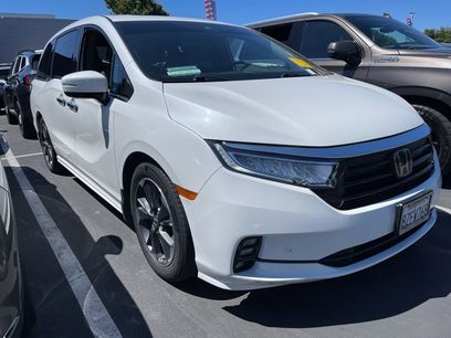 Used 2022 Honda Odyssey Elite