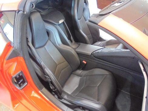 Used 2021 Chevrolet Corvette Stingray Coupe w/ 1LT image 10