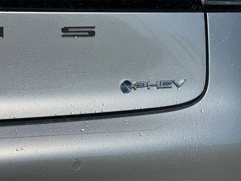 New 2026 Toyota Prius SE image 26