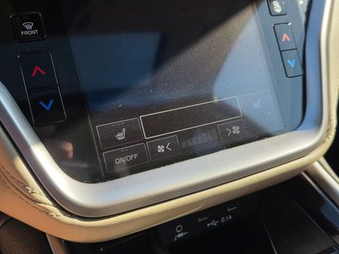 Certified 2022 Subaru Outback Limited XT image 30