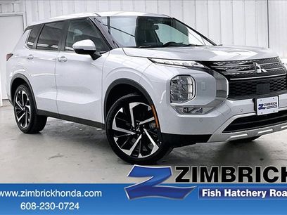 Used 2024 Mitsubishi Outlander SE