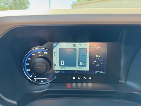 Used 2022 Ford Bronco Wildtrak image 18