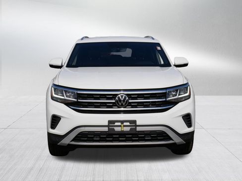 Certified 2023 Volkswagen Atlas Cross Sport SE w/ Black Wheel Package AWD/4WD image 2