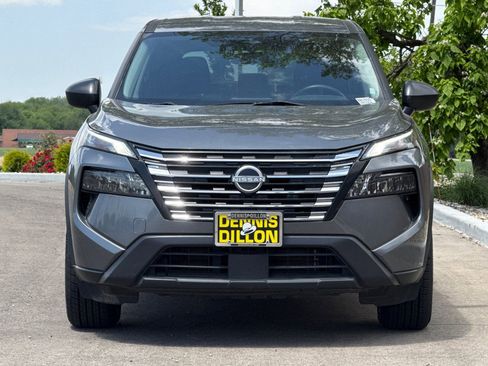 Used 2024 Nissan Rogue S AWD/4WD image 9