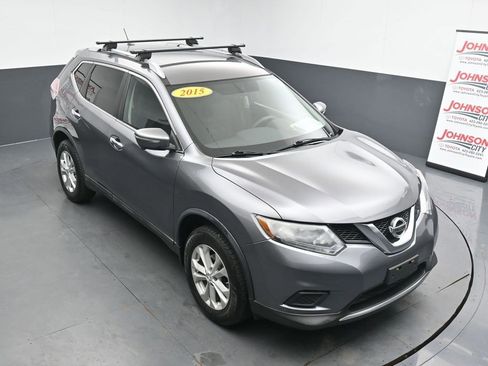 Used 2015 Nissan Rogue SV w/ SV Premium Package image 25